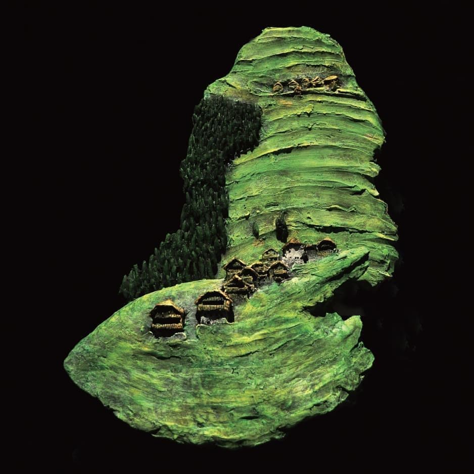 Sculpture by Asami Kato