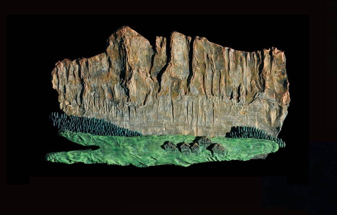 Rock sculpture by Asami Kato